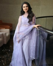 Actress Priyanka Arul Mohan New Photoshoot Pictures