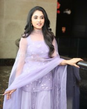 Actress Priyanka Arul Mohan New Photoshoot Pictures