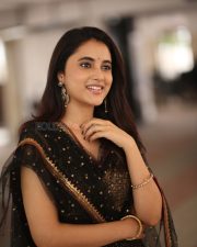 Actress Priyanka Arul Mohan at OG Interview Photos 03