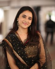 Actress Priyanka Arul Mohan at OG Interview Photos 06