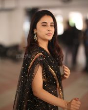 Actress Priyanka Arul Mohan at OG Interview Photos 07