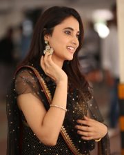 Actress Priyanka Arul Mohan at OG Interview Photos 08