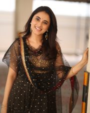 Actress Priyanka Arul Mohan at OG Interview Photos 13