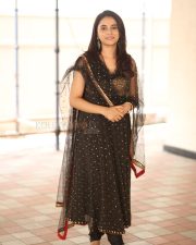 Actress Priyanka Arul Mohan at OG Interview Photos 21