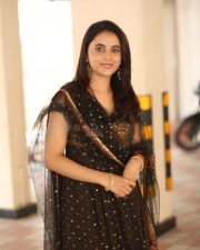 Actress Priyanka Arul Mohan at OG Interview Photos 25