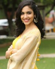 Actress Reetu Varma Photos