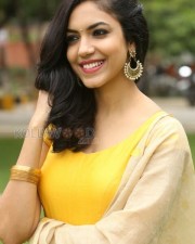 Actress Reetu Varma Photos