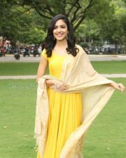 Actress Reetu Varma Photos