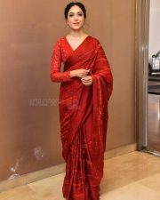 Actress Ritu Varma at Mazaka Trailer Launch Event Pictures 20