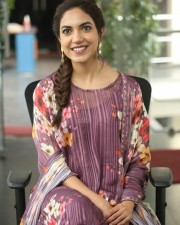 Actress Ritu Varma at Varudu Kaavalenu Movie Interview Pictures 14