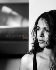 Actress Shriya Pilgaonkar Photos