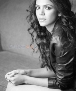 Actress Shriya Pilgaonkar Photos