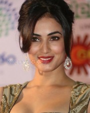 Actress Sonal Chauhan Photos