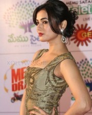 Actress Sonal Chauhan Photos