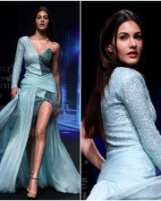Amyra Dastur Sexy Fashion Photos