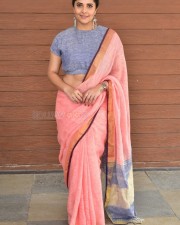 Anasuya Bharadwaj at Peddha Kapu Part 1 Movie Interview Photos 18