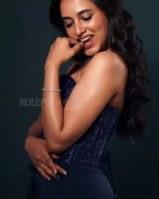 Beautiful Priyanka Mohan in a Dark Blue Strapless Date Night Gown Photos 01