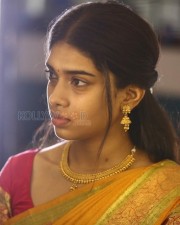 Bodhai Yeri Budhi Maari Movie Heroine Dushara Vijayan Photos