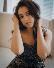 Cute and Gorgeous Priyanka Mohan in a Black Shimmering Strapless Gown Pictures 02