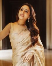 Elegant Actress Priyanka Arul Mohan in a Cream embroidered silk saree Photos 01 Elegant Actress Priyanka Arul Mohan in a Cream embroidered silk saree Photos 01