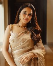 Elegant Actress Priyanka Arul Mohan in a Cream embroidered silk saree Photos 04 Elegant Actress Priyanka Arul Mohan in a Cream embroidered silk saree Photos 04
