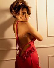 Glamorous Nikki Tamboli Side Boob in a Red Backless Sleeveless Gown Pictures 07 Glamorous Nikki Tamboli Side Boob in a Red Backless Sleeveless Gown Pictures 07