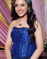 Gorgeous Priyanka Arul Mohan in a Strapless Blue Corset Top with Matching Skirt at Zee Apsara Awards Event Photos 02