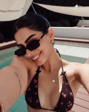 Hot Khushi Kapoor in a Two Piece Bikini Photos 02