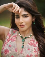 Hot Mallu Actress Iswarya Menon in a Pink Lehenga with a Floral Blouse Photos 02