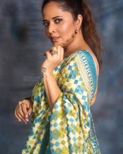 Indian Television Presenter Anasuya Bharadwaj in a Blue and White Saree Pictures 03