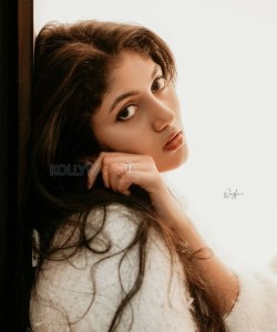 John Luther Movie Actress Drishya Raghunath Photoshoot Stills 03