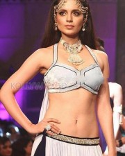 Kangana Ranaut Fashion Show Pictures