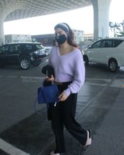 Khushi Kapoor Spotted At Airport Photos