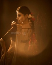 Mouni Roy Beautiful Traditional Photoshoot Stills 03
