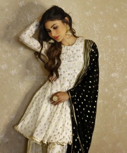Mouni Roy in a White and Black Traditional Salwar Photos 03