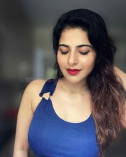 Naan Sirithal Heroine Iswarya Menon Pictures