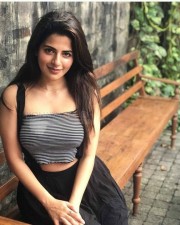 Naan Sirithal Heroine Iswarya Menon Pictures