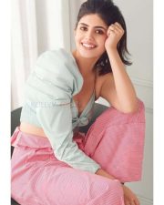 Om The Battle Within Heroine Sanjana Sanghi Sexy Photos 01