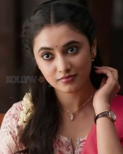 Priyanka Arul Mohan in a Pink Salwar Photo 01 Priyanka Arul Mohan in a Pink Salwar Photo 01