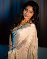 Radiant Iswarya Menon in a White Silk Saree Photos 01