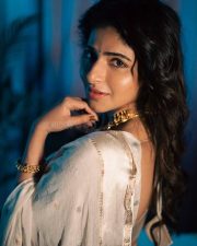 Radiant Iswarya Menon in a White Silk Saree Photos 02