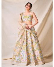 Satyameva Jayate Actress Divya Khosla Pictures