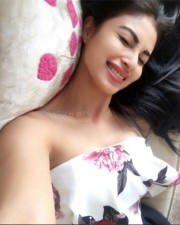 Sexy Actress Mouni Roy Photos