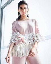 Sexy Amyra Dastur Photo Shoot Pictures