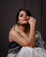 Sexy Anusuya Bharadwaj in a Silver Saree Photoshoot Photos 01