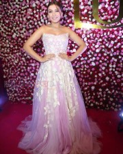 Sexy Beauty Hansika Motwani Photos