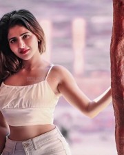 Sexy Iswarya Menon in a Tiny Top and Shorts Pictures 03 Sexy Iswarya Menon in a Tiny Top and Shorts Pictures 03