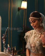 Sexy Mouni Roy in a Traditional Outfit Photos 05