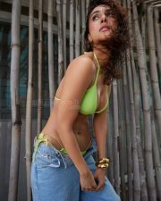 Sexy Vaani Kapoor in a Green Bra and Thong Photos 01