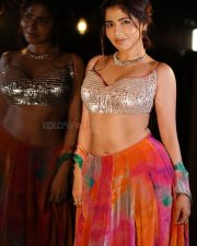 South Beauty Iswarya Menon Navel in a Sequin Bralette with a Red Skirt Photos 03